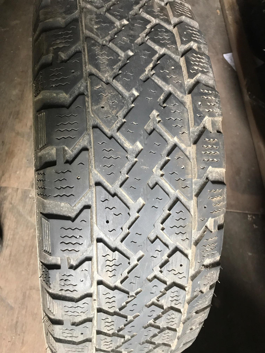 4 x P195/65R15 89S Pacemark Snowtrakker Radial ST2