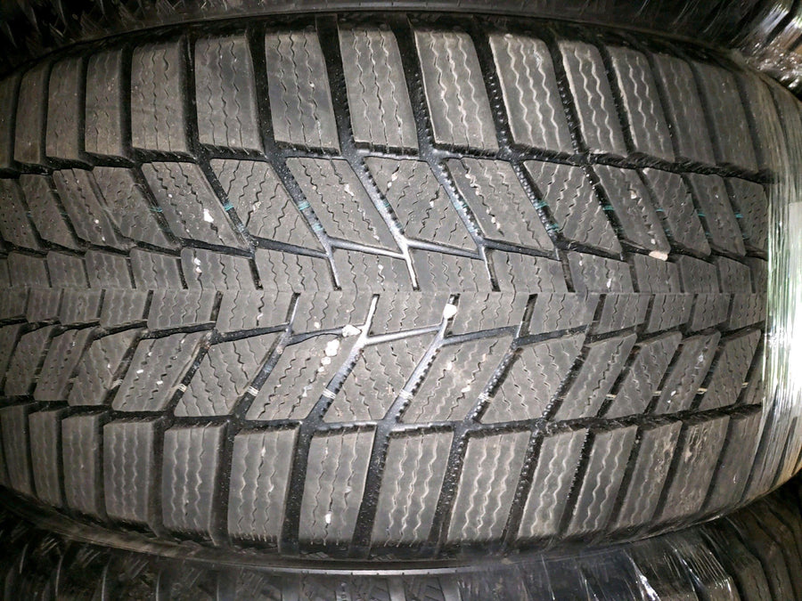 4 x P225/50R17 98H Continental WinterContact SI