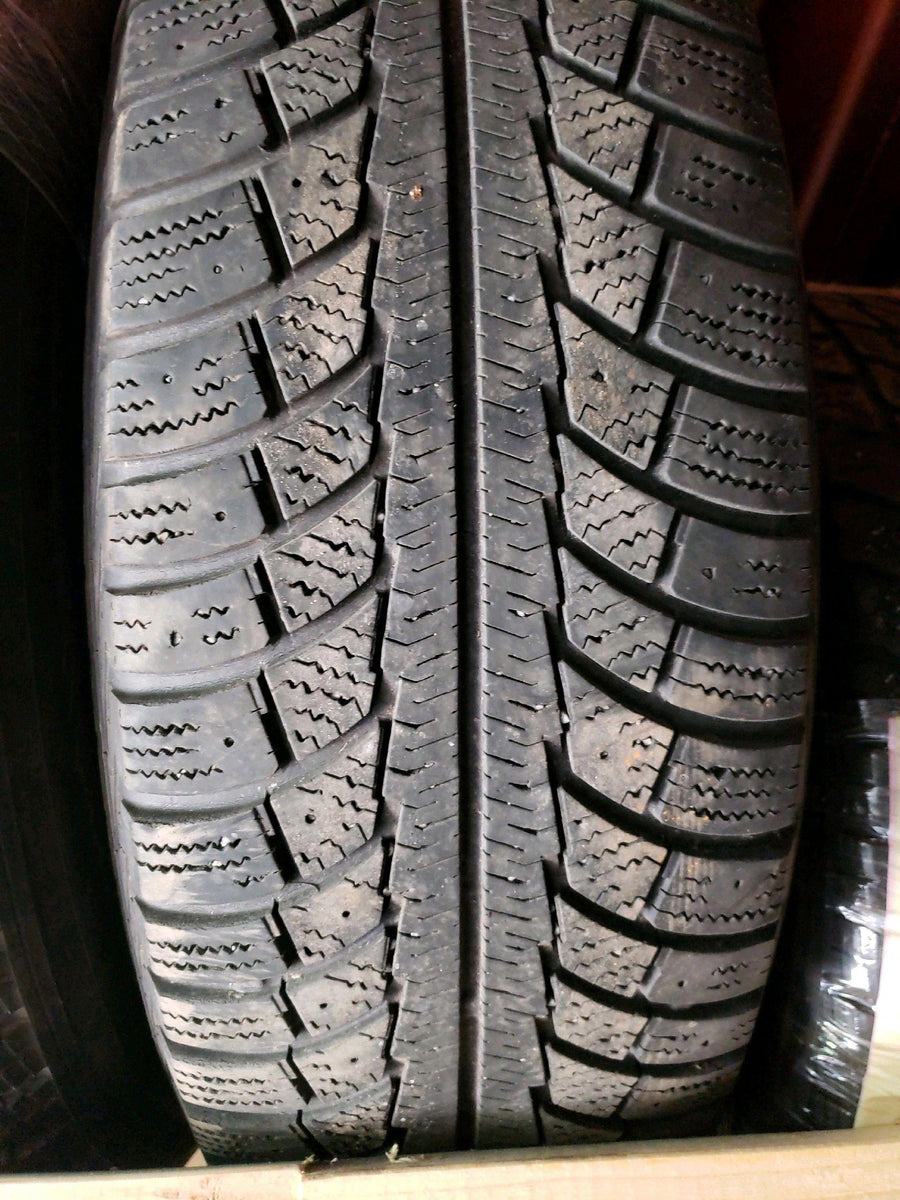 2 x P225/65R17 102T Gislaved Nord Frost 5
