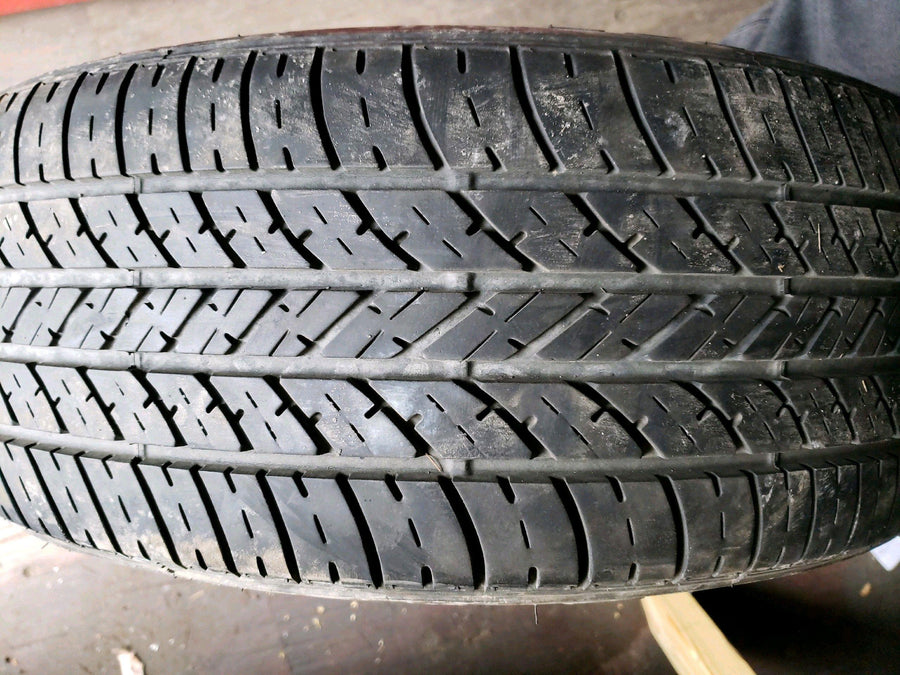 1 x P225/60R16 97S Bridgestone Insignia SL