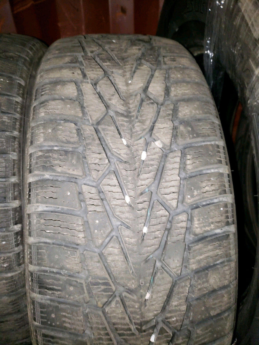 2 x P215/60R16 99T Nokian Hakkapeliitta 7