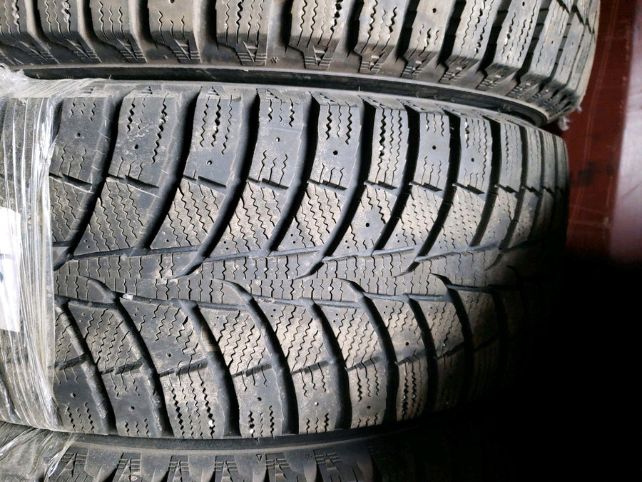 4 x P215/65R16 98T Laufenn i Fit Ice