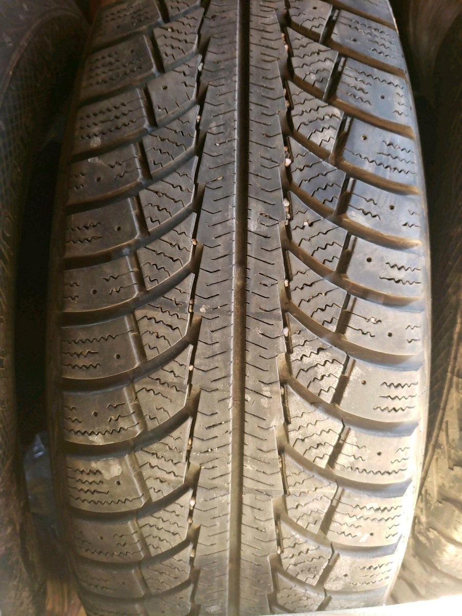 4 x P215/70R16 100T Gislaved Nord Frost 5