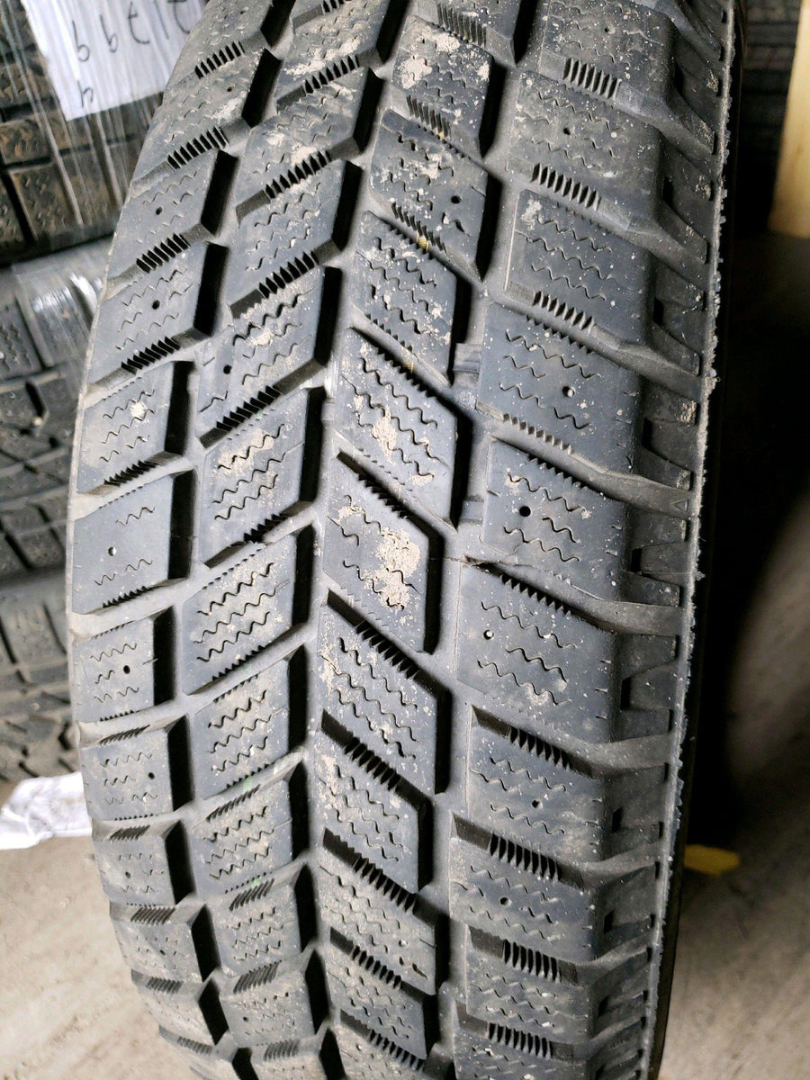 4 x P205/65R15 94T Kingstar W411