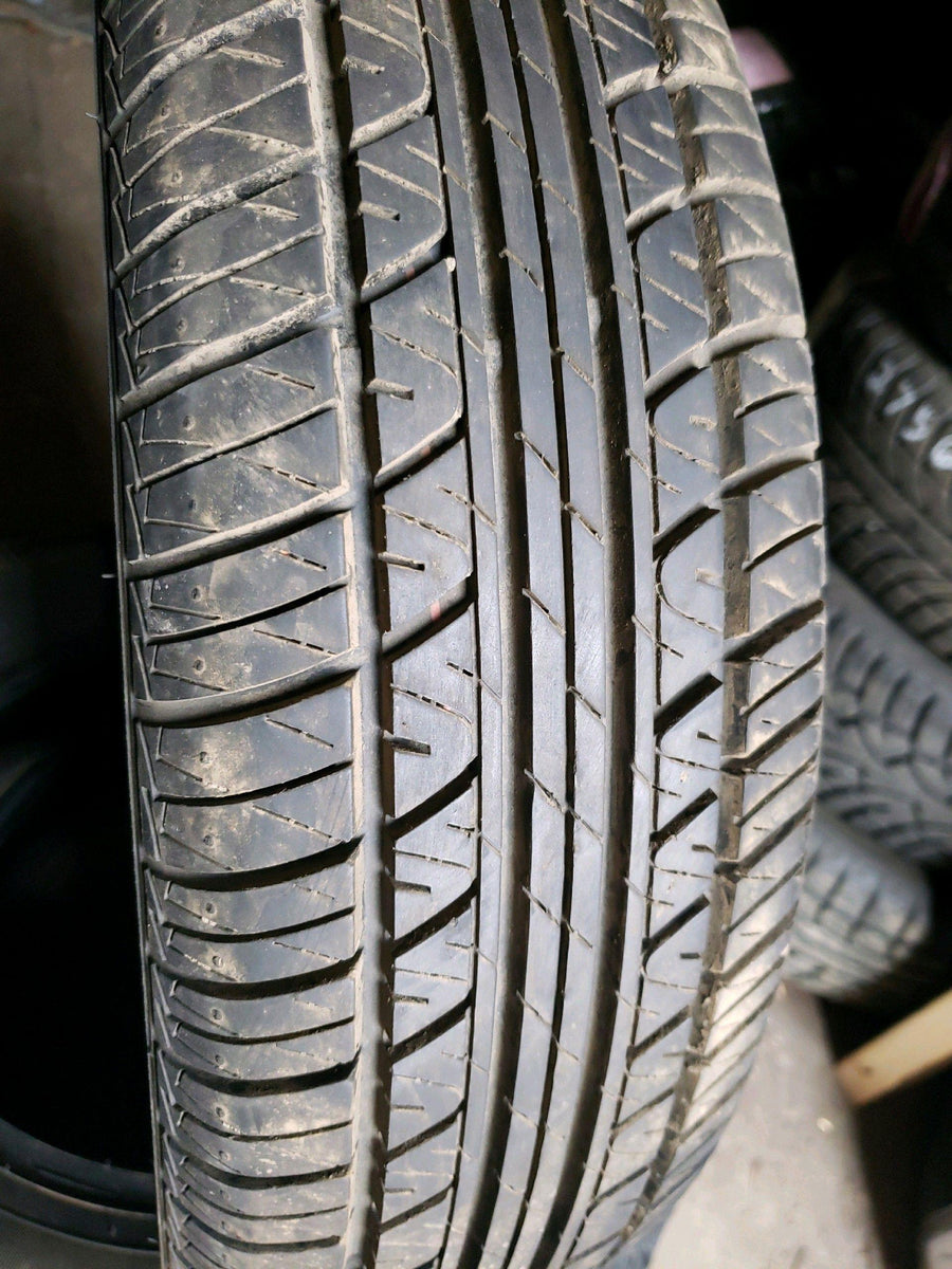 2 x P175/65R14 82T Motomaster AW II