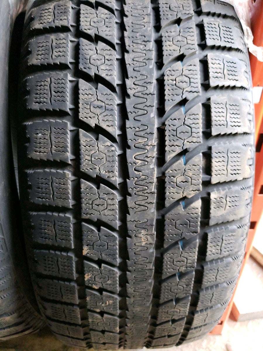 2 x P265/50R20 206H Toyo Observe GSi5