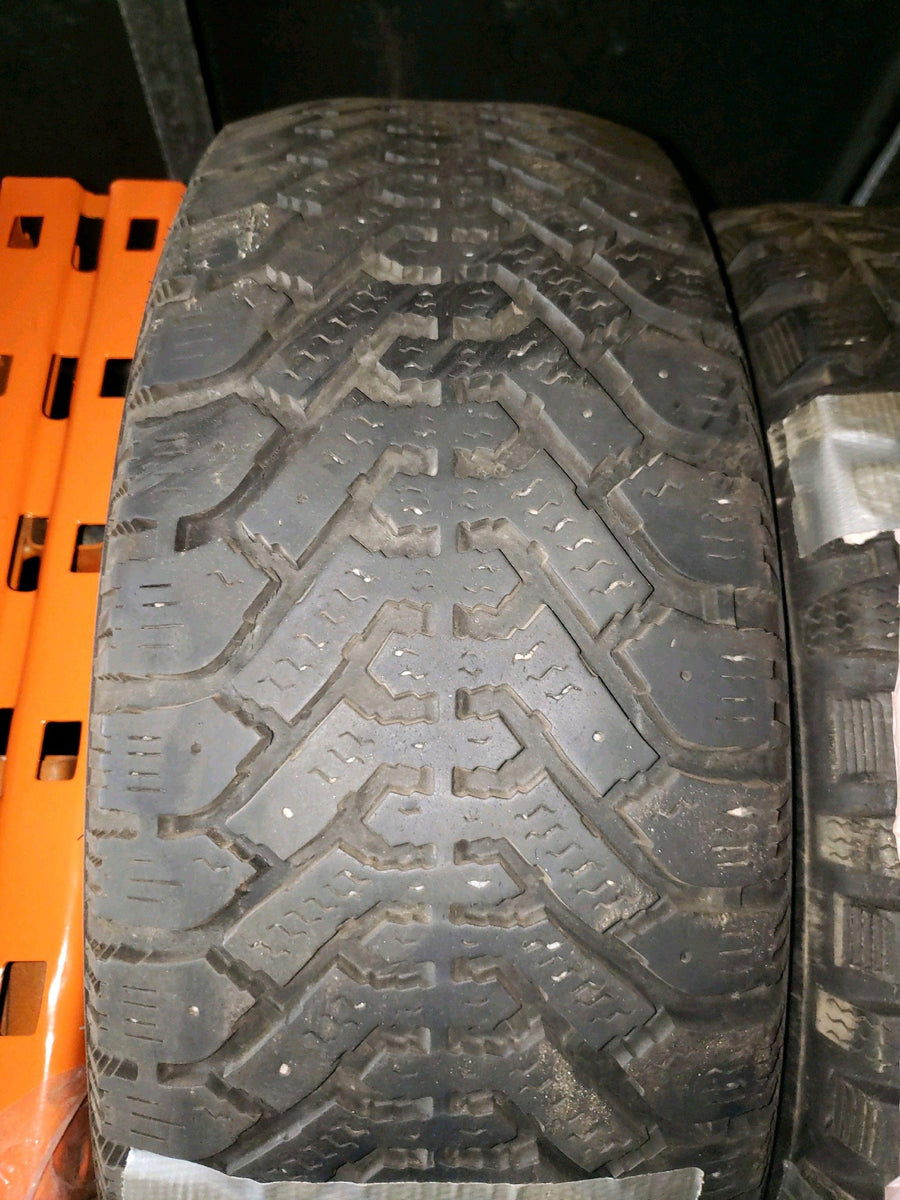 1 x P205/60R15 90S Goodyear Nordic