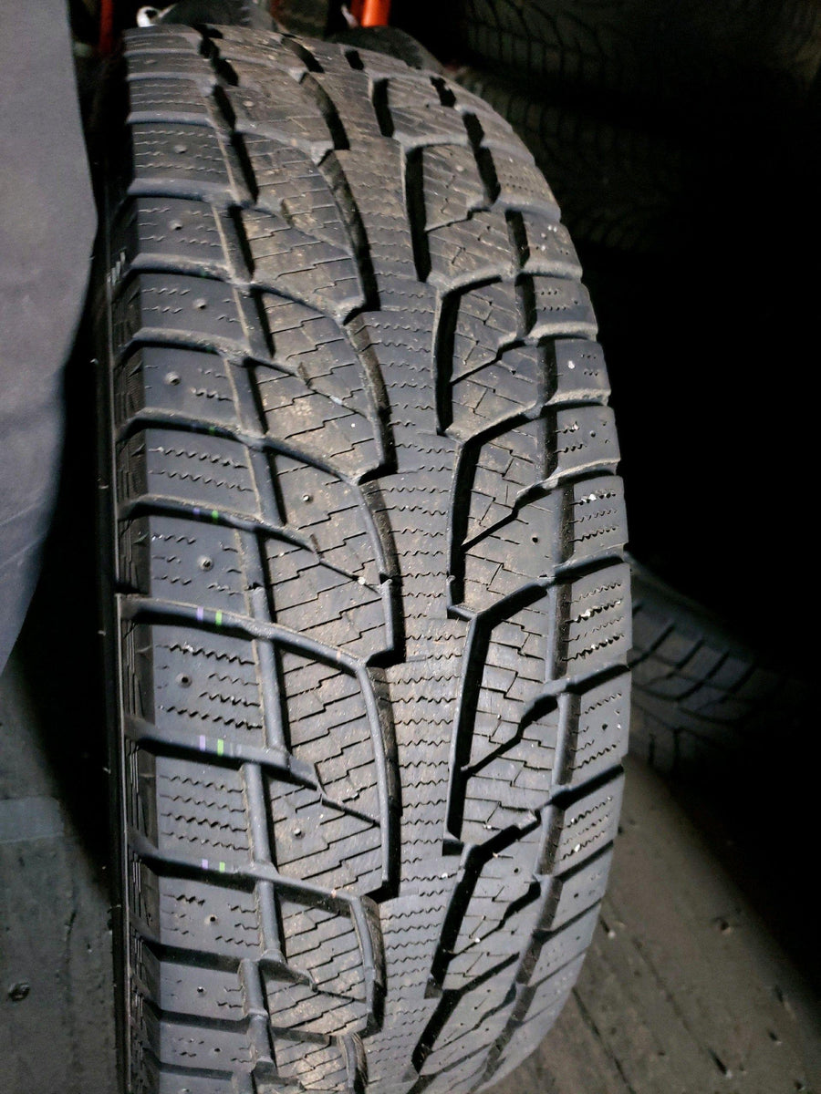 4 x LT235/65R16 121/119R Hankook Winter iPike