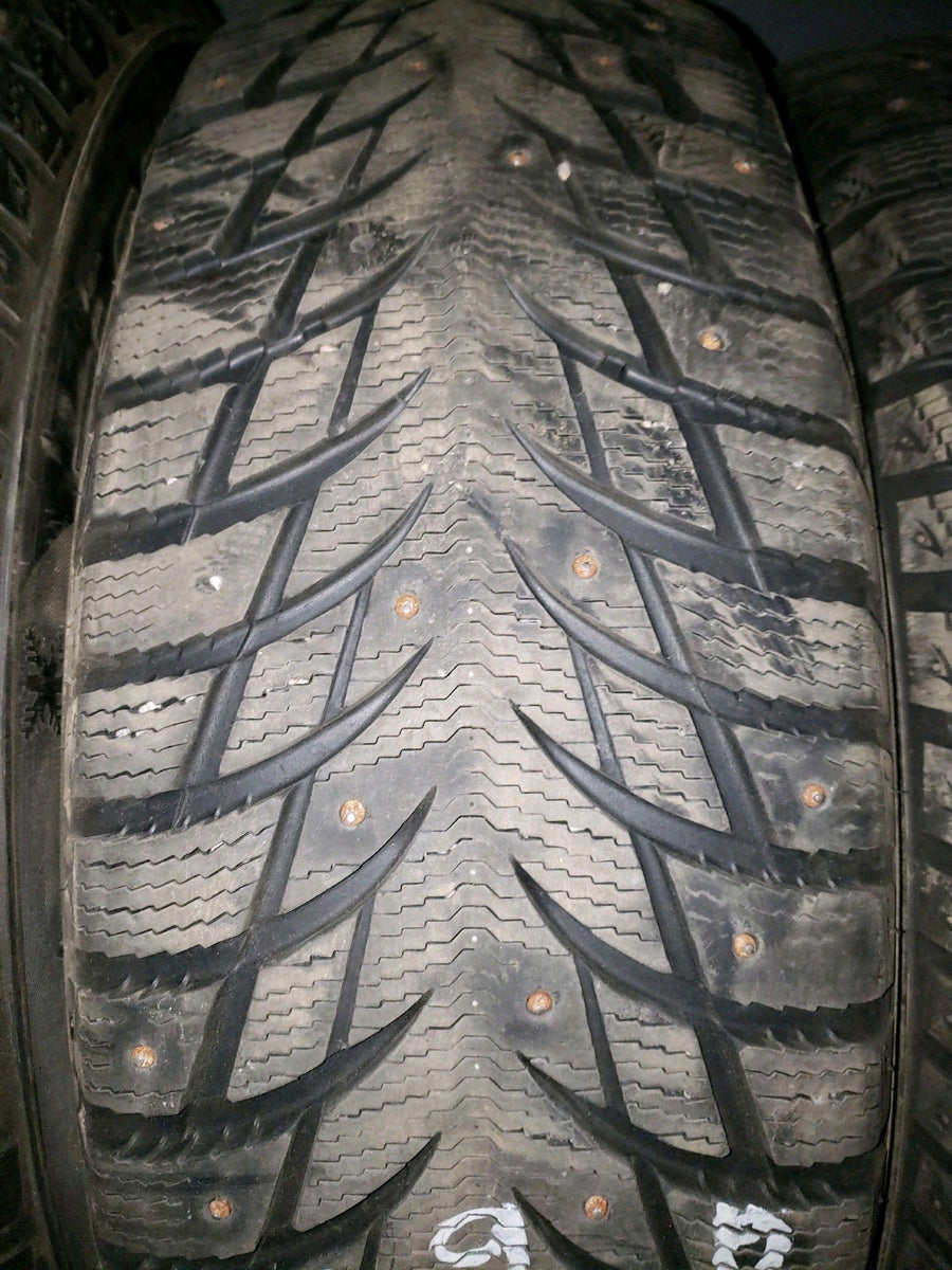 4 x P225/65R17 102S Blacklion Ice Pioneer w506