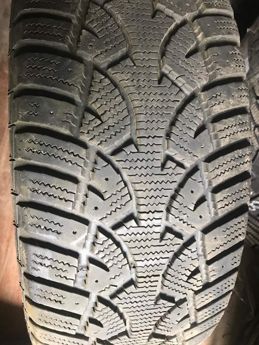 4 x P215/60R16 95Q General Altimax Arctic