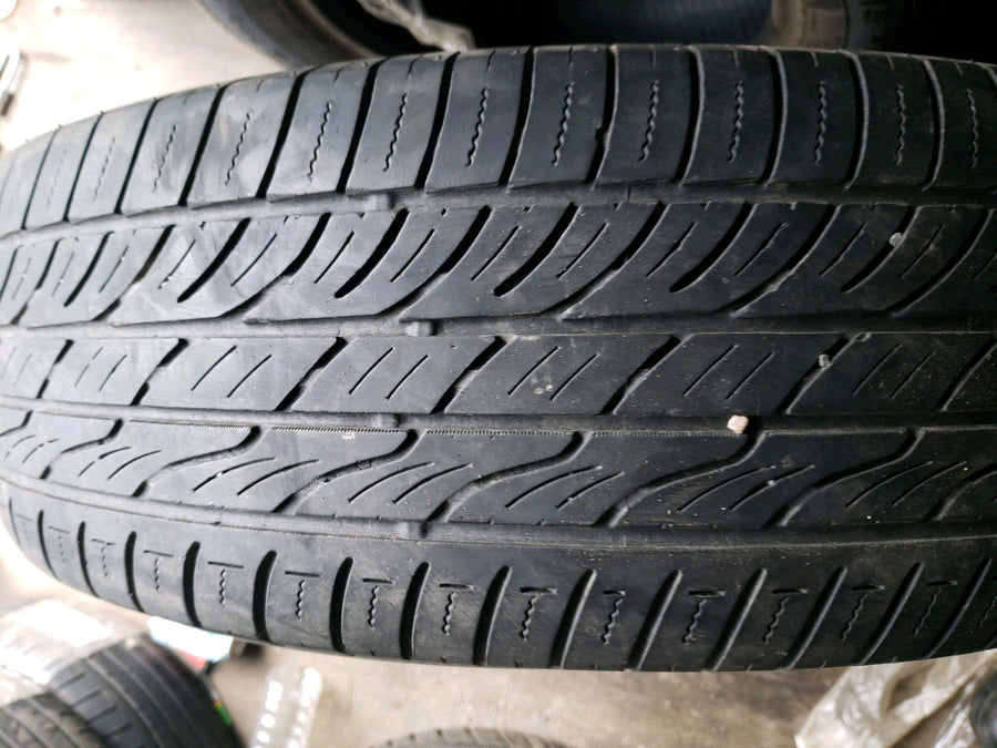 2 x P235/65R18 106T Toyo Versado CUV