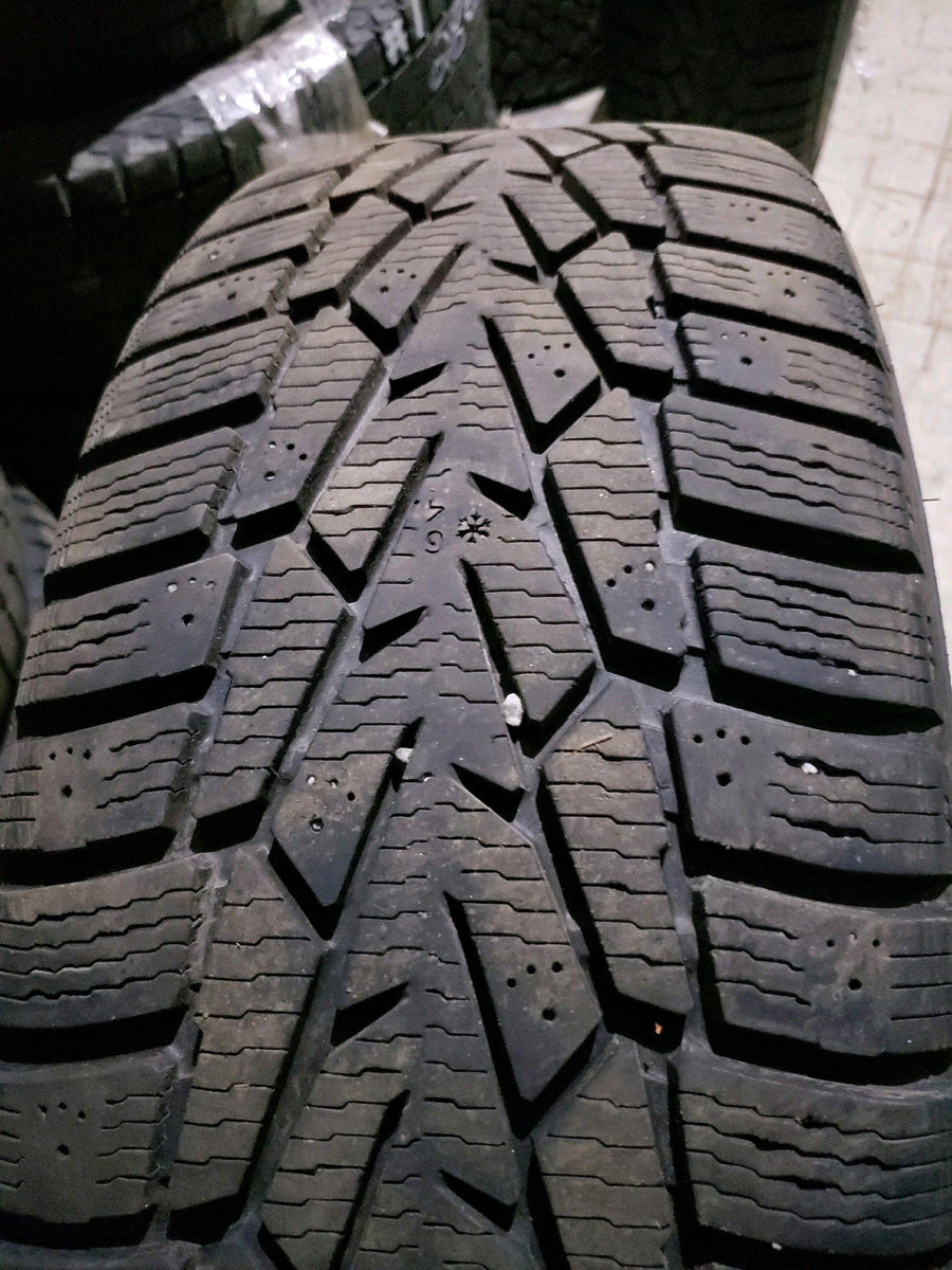 4 x P215/65R16 102T Nokian Hakkapeliitta 7