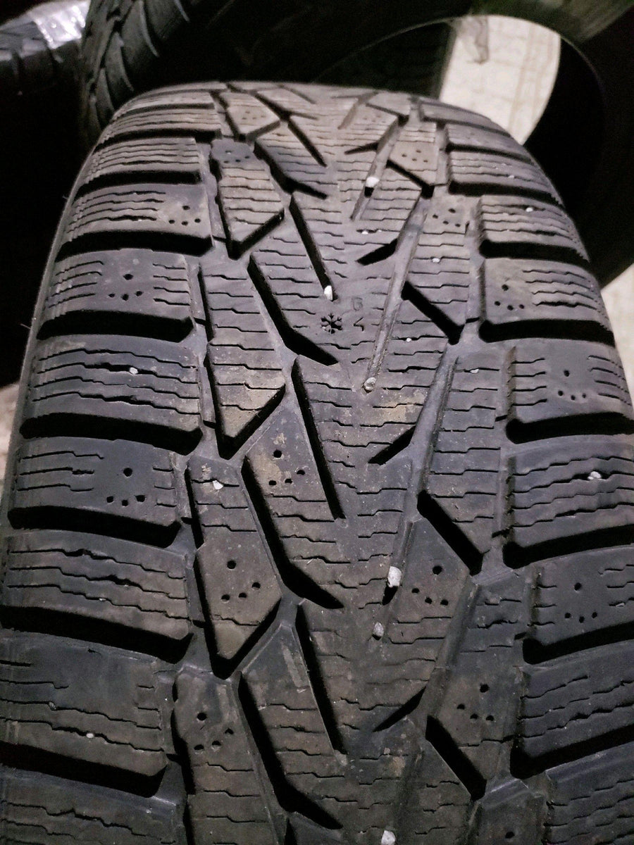 4 x P215/65R16 102T Nokian Hakkapeliitta 7