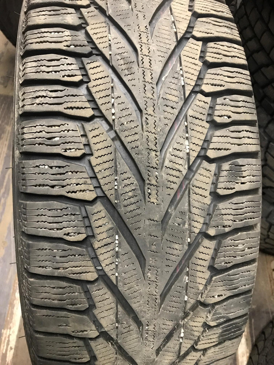 4 x P225/60R17 103R Nokian Hakkapeliitta R2 SUV