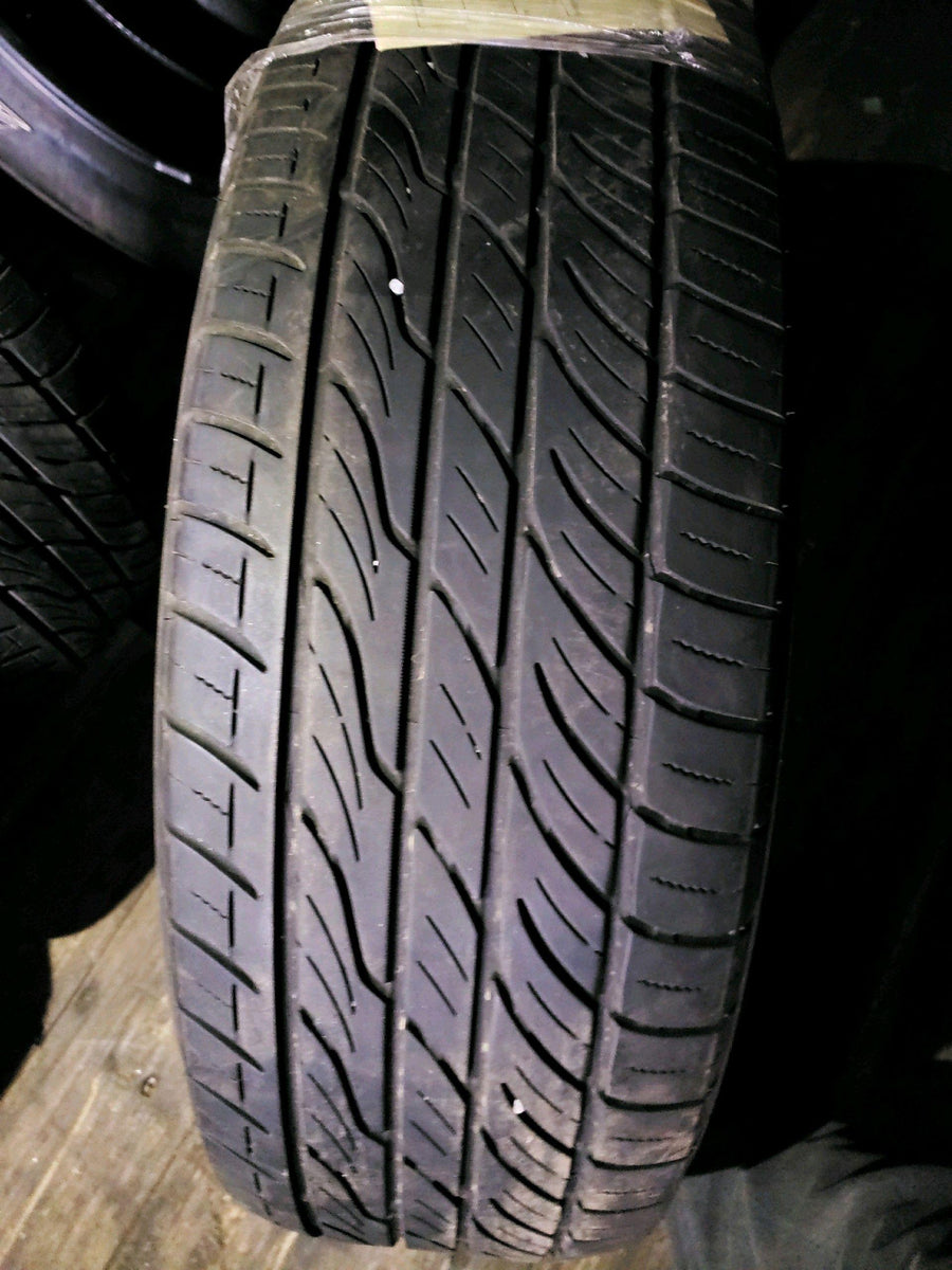 4 x 235/60R18 107V Toyo Versado CUV