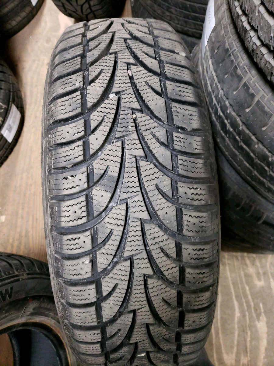 4 x P225/65R17 102S Multi-Mile Winter Claw Extreme Grip