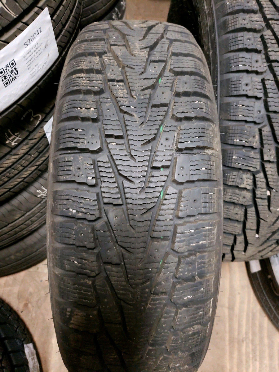 4 x P215/70R16 100T Nokian Nordman 7 SUV