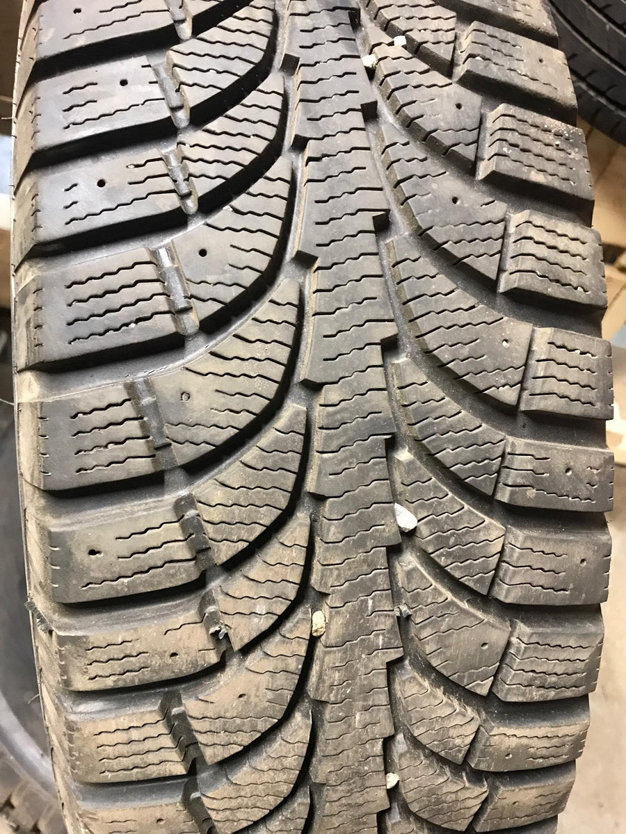 4 x P215/70R16 100T GT Radial Champiro IcePro SUV