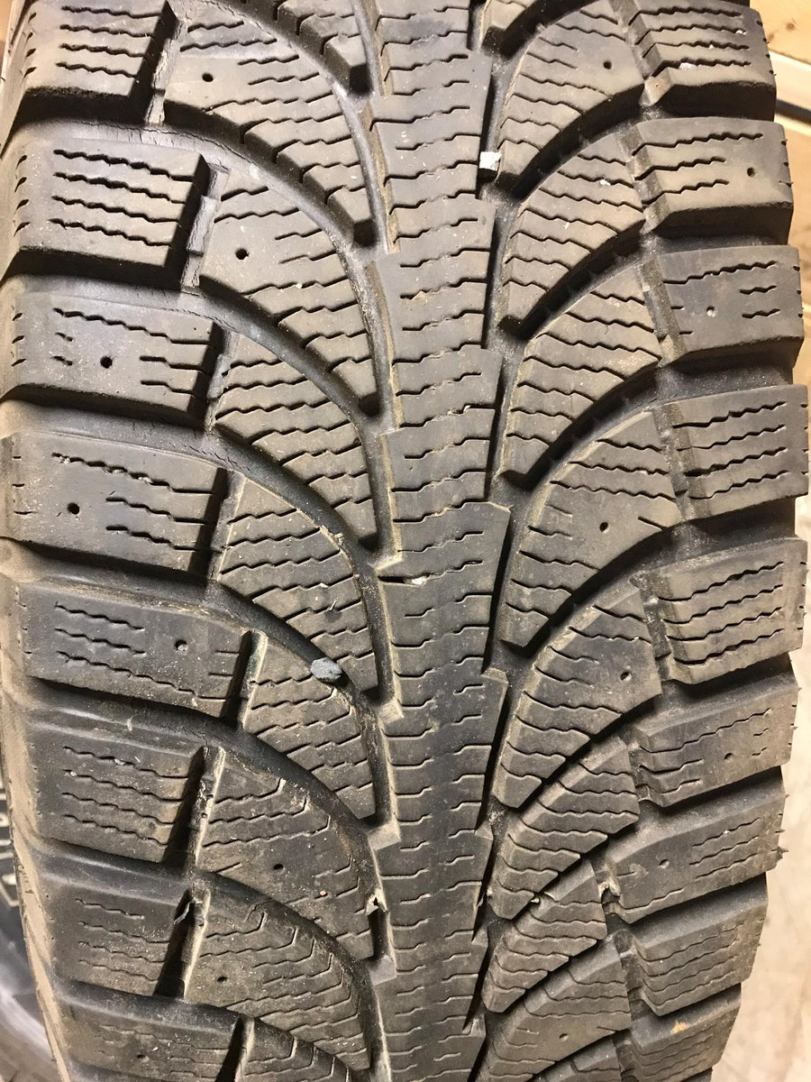 4 x P215/70R16 100T GT Radial Champiro IcePro SUV