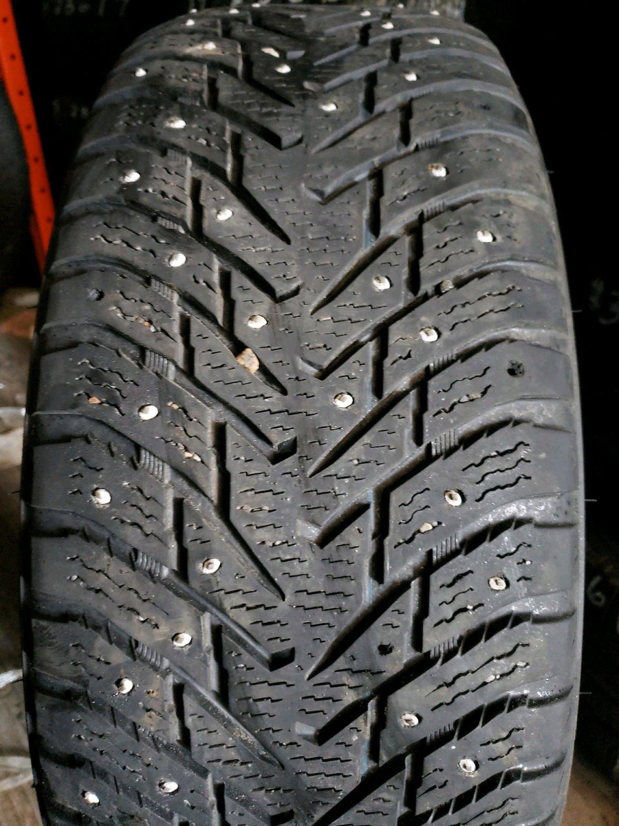 1 x P235/55R18 104T Nokian Hakkapeliitta 8 SUV