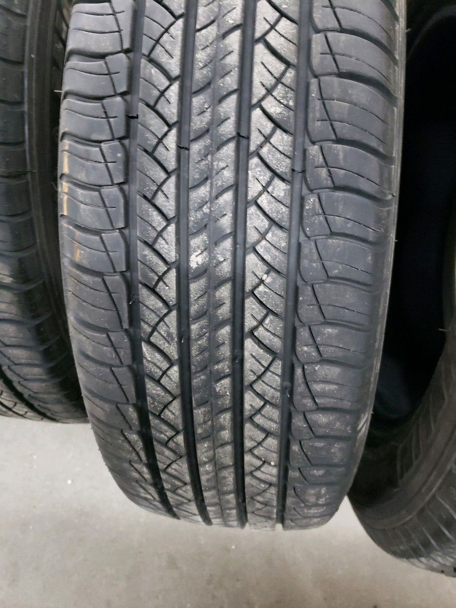 4 x P225/65R17 102H Michelin Latitude Tour HP