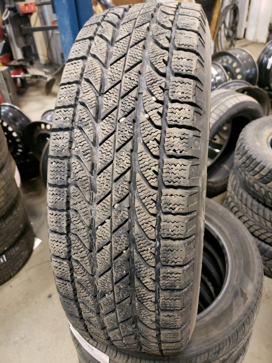 1 x P225/70R16 103S BF Goodrich Winter Slalom KSi
