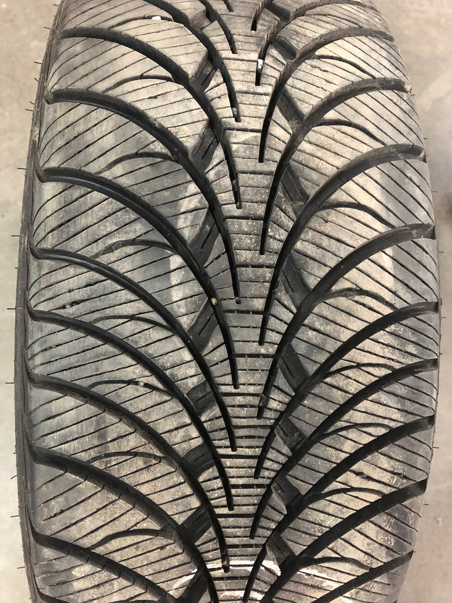 4 x 235/50R18 97T Goodyear Ultra Grip Ice