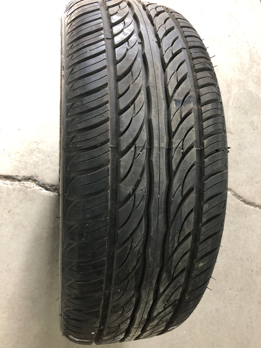 4 x P225/60R16 98H Sailun Atrezo SH402