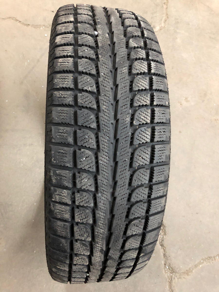 2 x P225/60R18 100T Maxtrek Trek M7