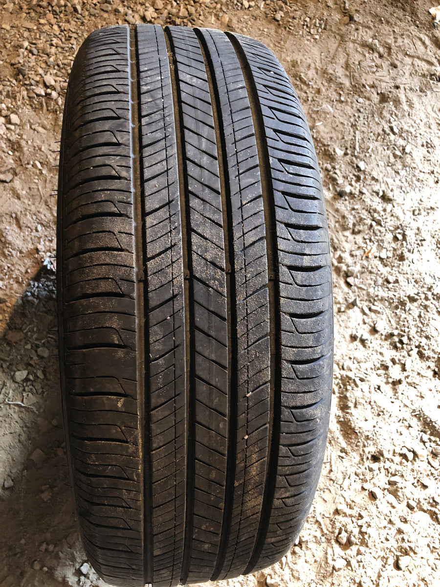 2 x P225/60R17 99H Hankook Kinergy GT