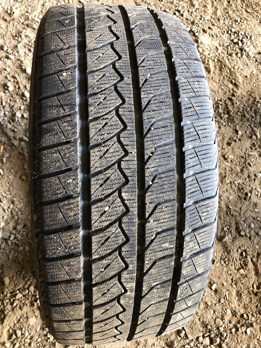 4 x P235/50R18 101V Farroad FRD79