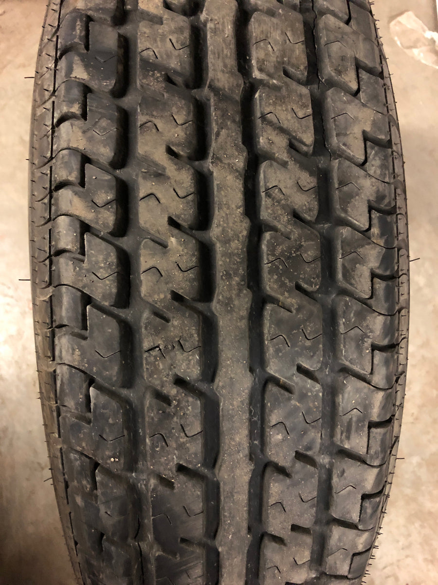 1 x ST225/75R15  Autre Constancy LY188