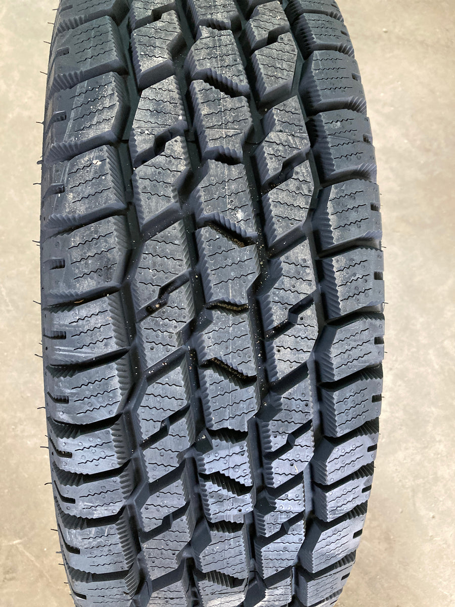 4 x LT245/70R17 119/116R Cooper Discover A/Tw