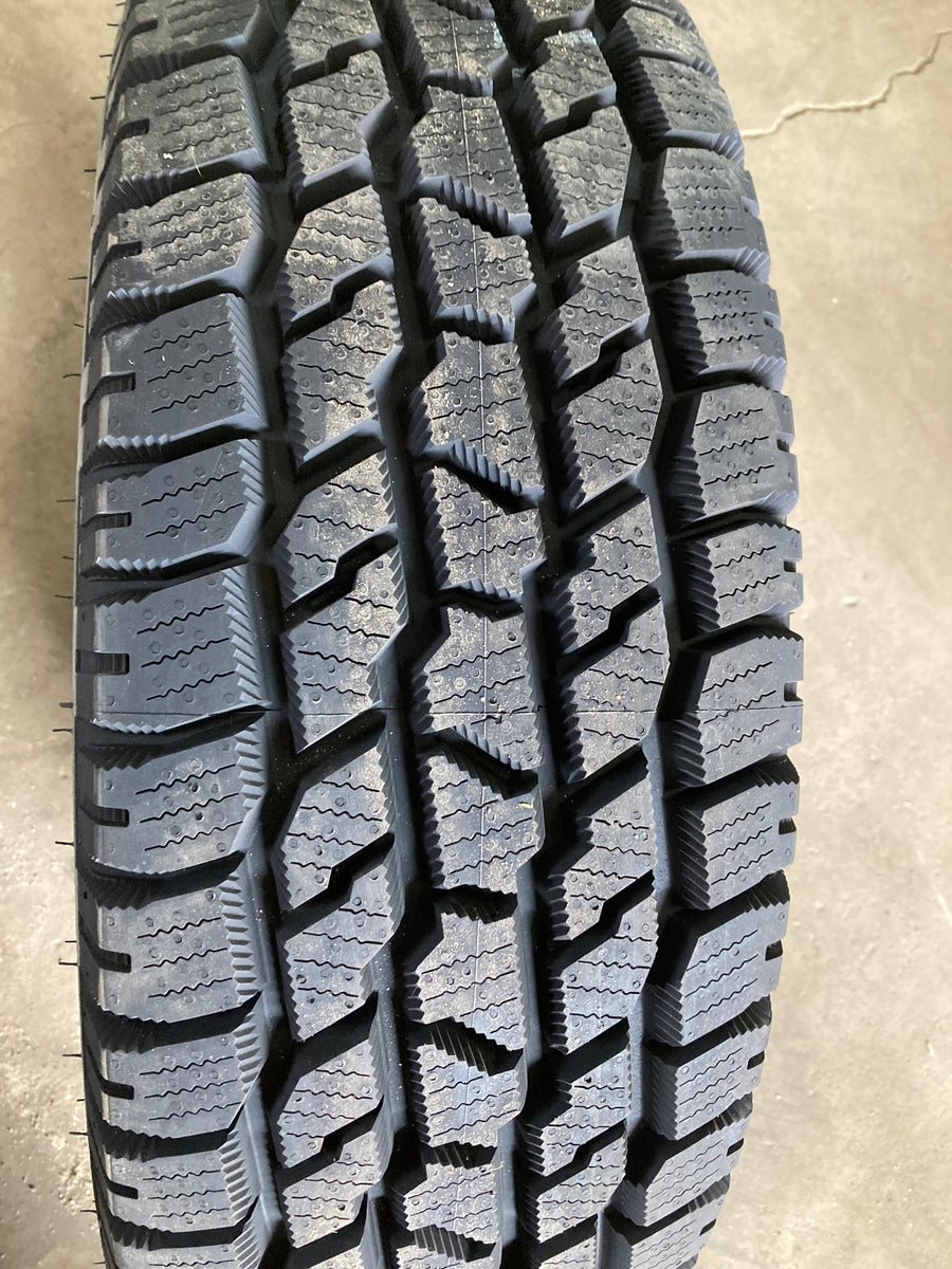 4 x LT245/70R17 119/116R Cooper Discover A/Tw