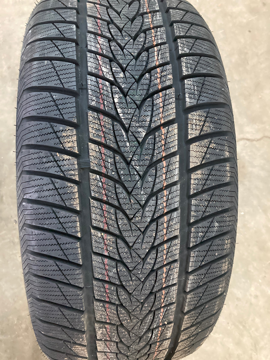 4 x P255/45R19 104V Imperial SnowDragon UHP