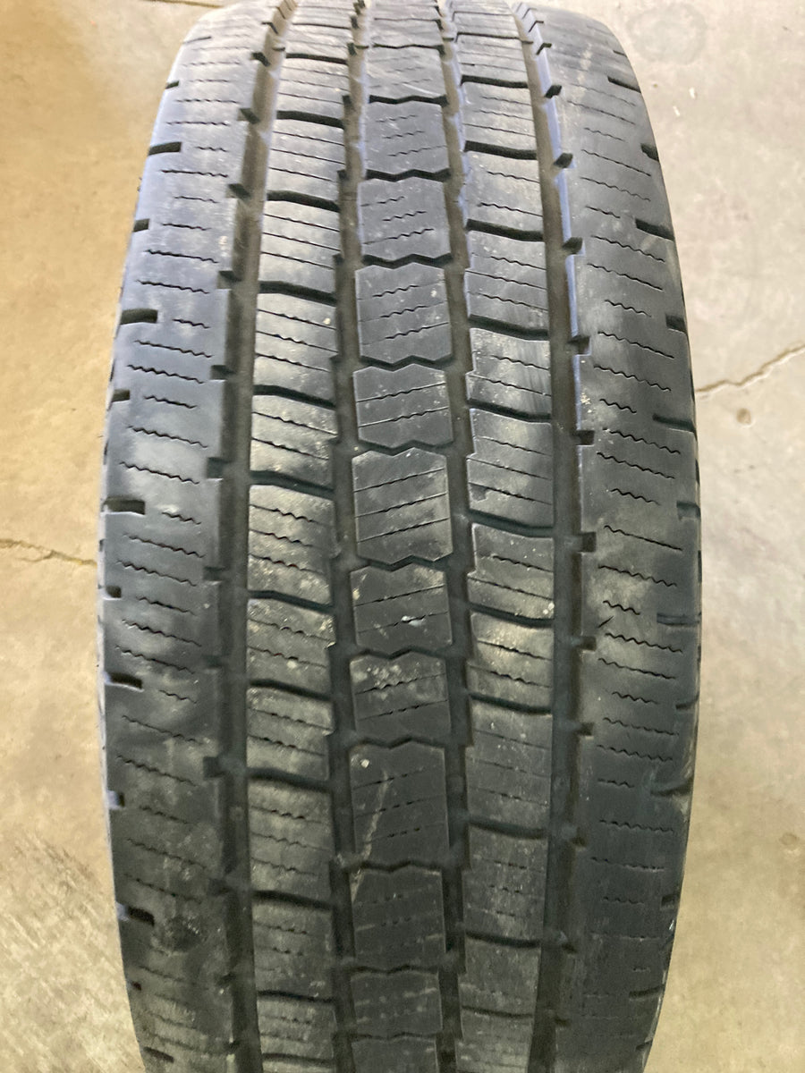 4 x LT275/65R18 123/120S Cooper Discovery HT3