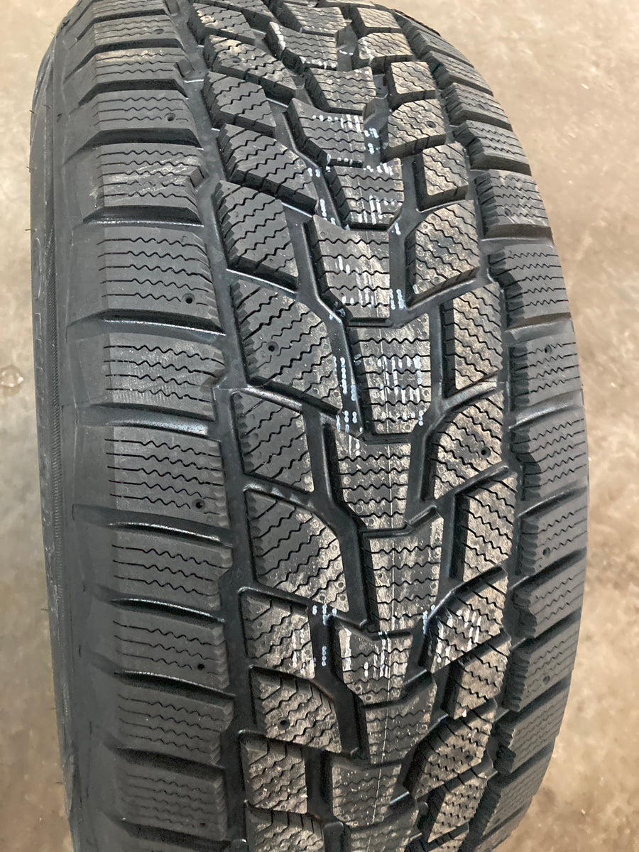 4 x P235/55R17 99H Cooper Evolution Winter