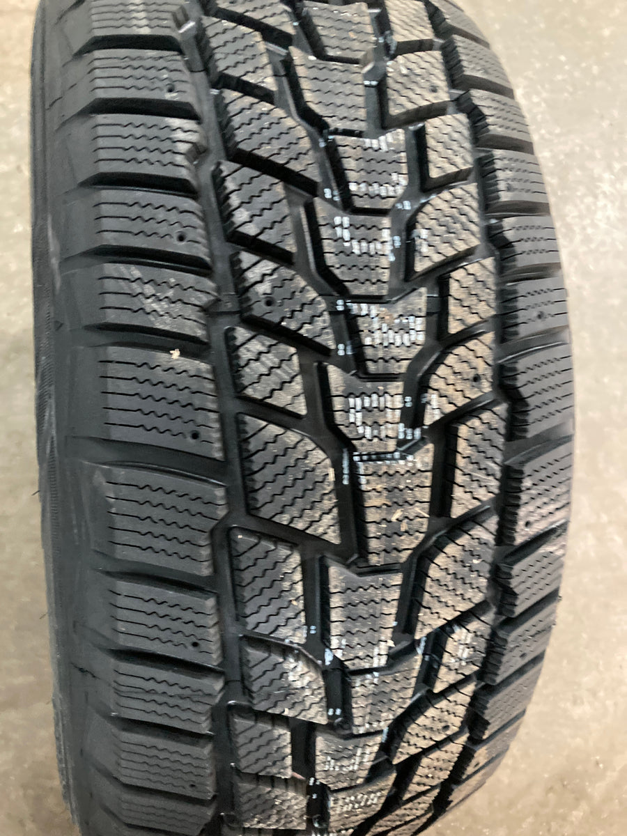 4 x P235/55R17 99H Cooper Evolution Winter