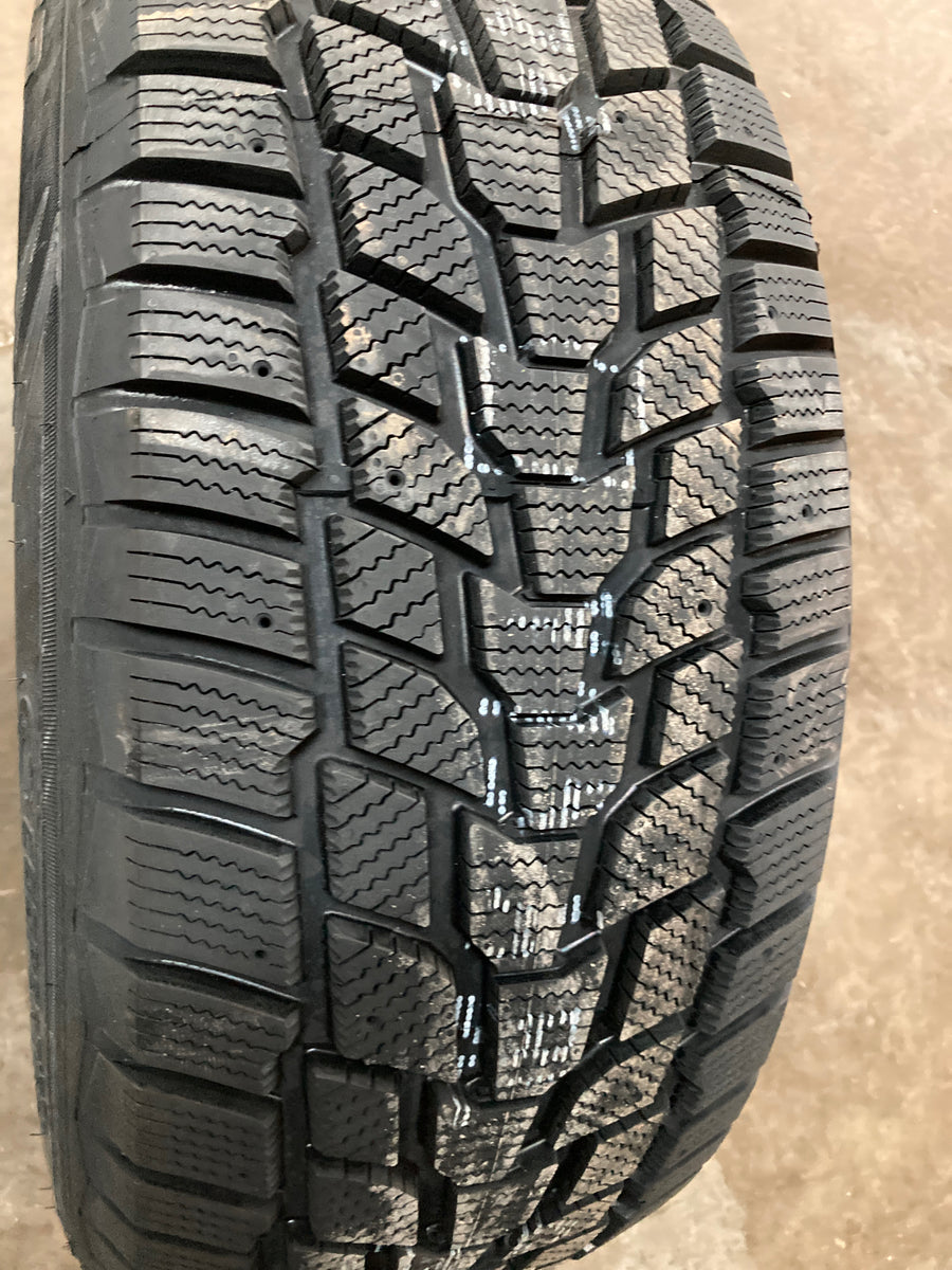 4 x P235/55R17 99H Cooper Evolution Winter