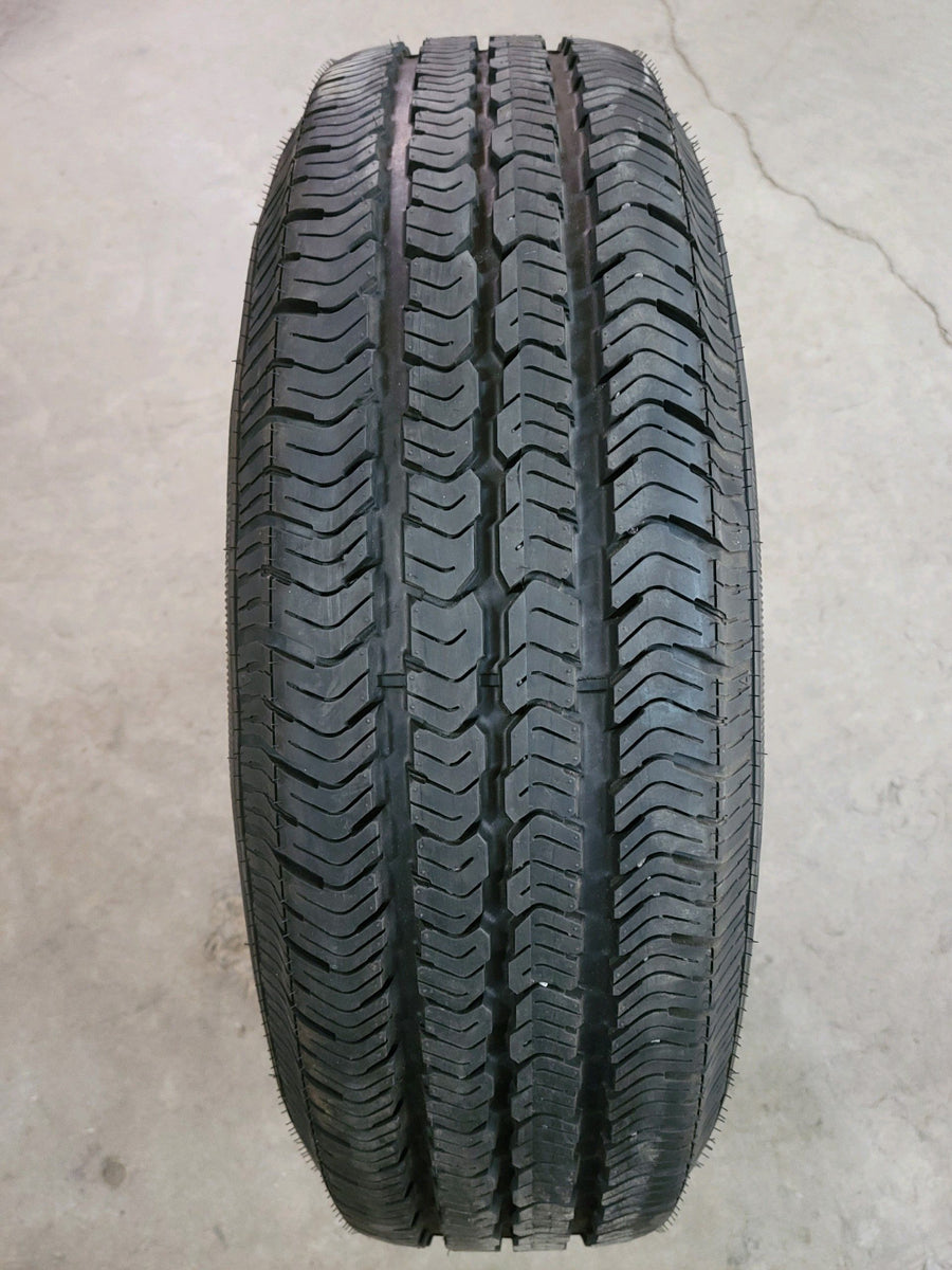 4 x P225/75R16 104S Goodyear Wrangler ST