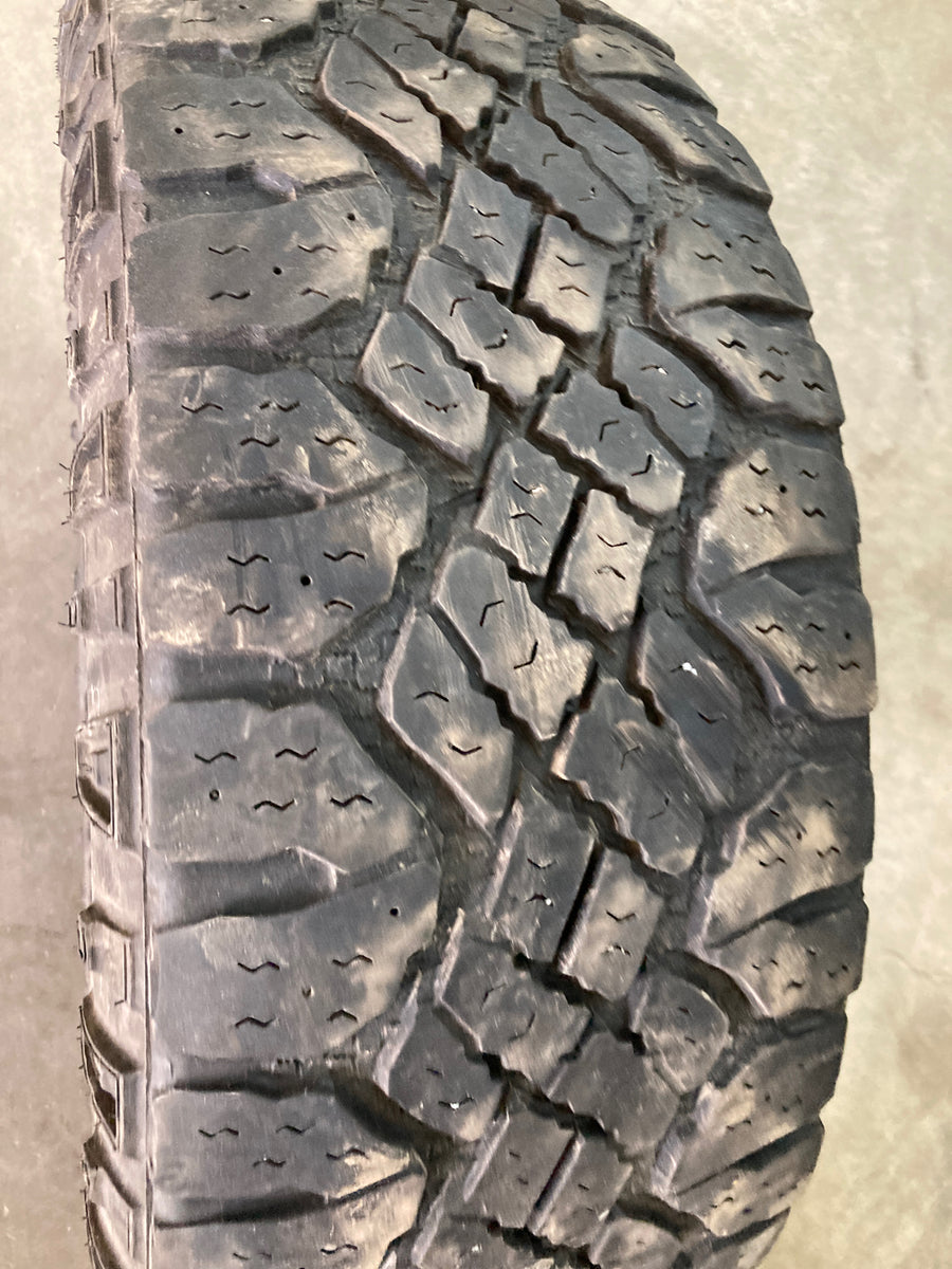 4 x LT275/65R18 123/120Q Goodyear Wrangler Duratrac