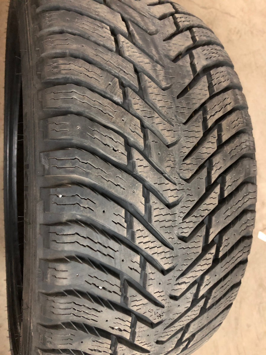 4 x P245/35R19 93T Nokian Hakkapeliitta 8