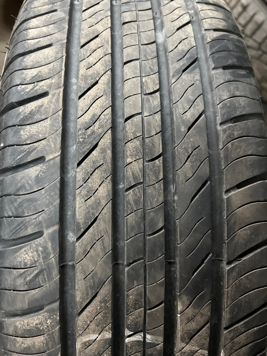 4 x P225/65R17 102H GT Radial Champiro Touring A/S