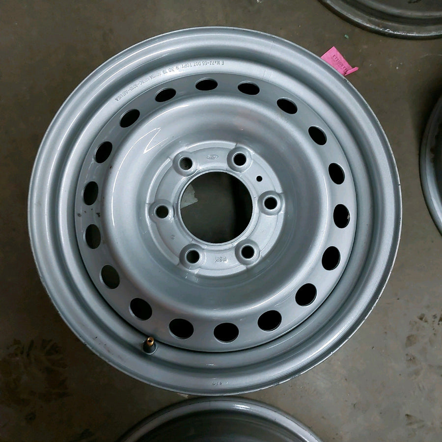 4 x 7/0R16  Ford