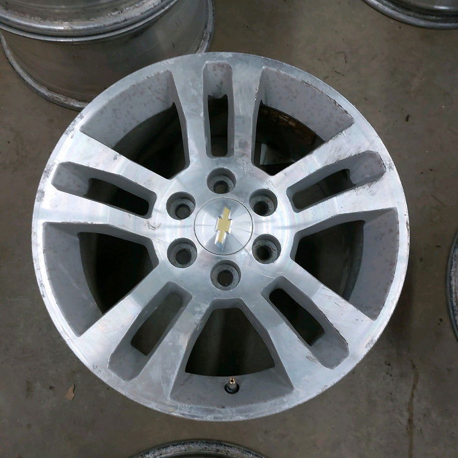 4 x 8/0R18  Chevrolet