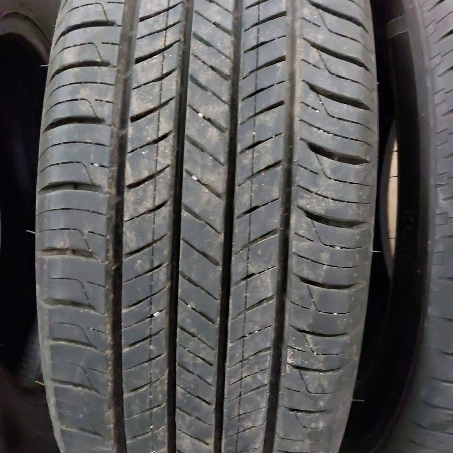 4 x P205/65R16  Hankook Kinergy GT