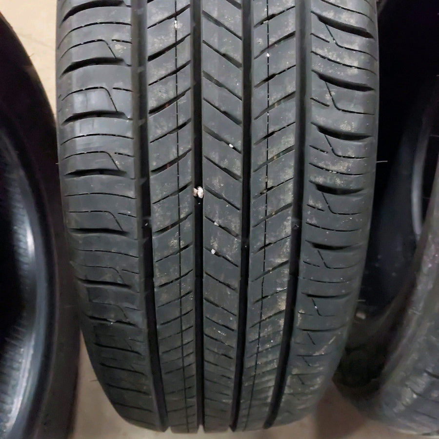 4 x P205/65R16  Hankook Kinergy GT