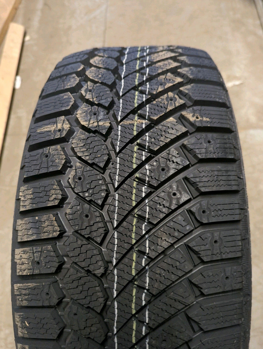 4 x P225/40R18 92T Gislaved Nord Frost 200