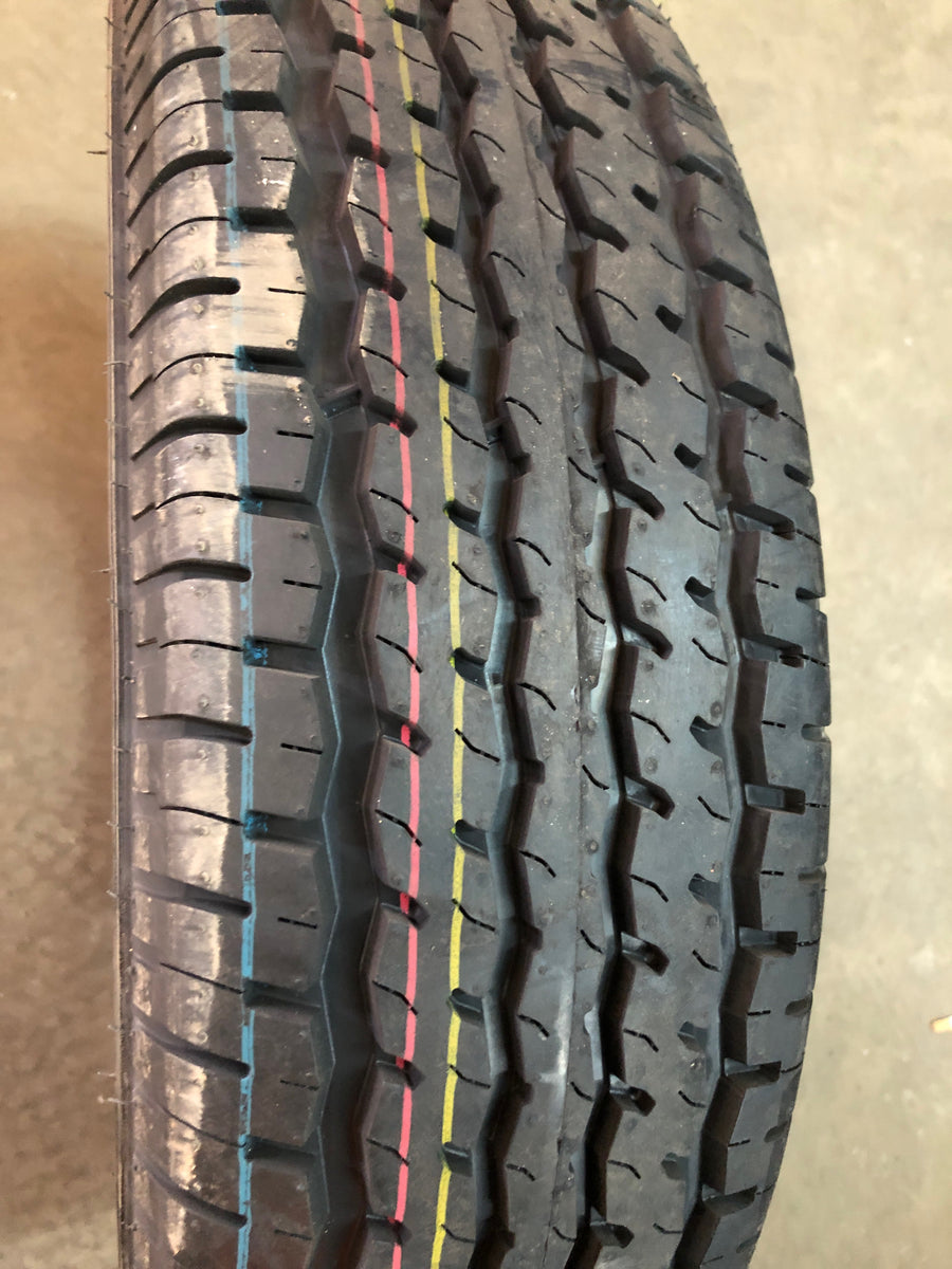 1 x ST225/75R15 114/108 Autre Galaxy Road Rider ST IV