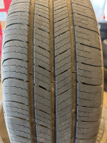 2 x P185/60R15 84H Michelin Defender T+H